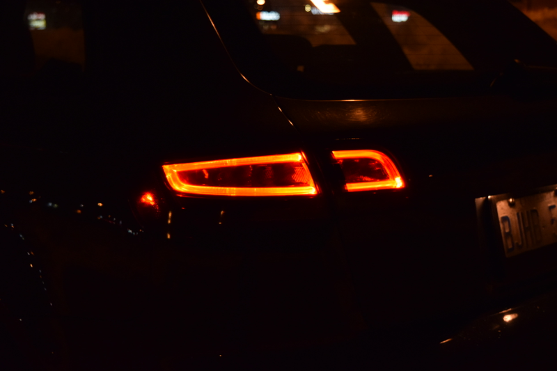 Illustration for article titled Merry Christmas! Have Audi pics